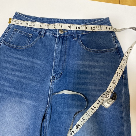 SHEIN hi-waisted wide legged jeans - Picture 9 of 10